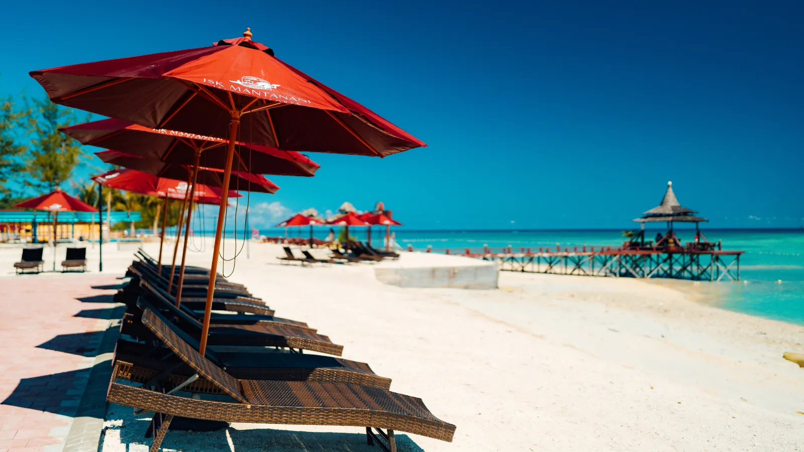 Mantanani Island Resort